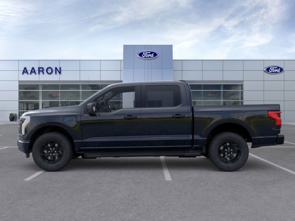 New 2025 Ford F-150 Lightning XLT Truck