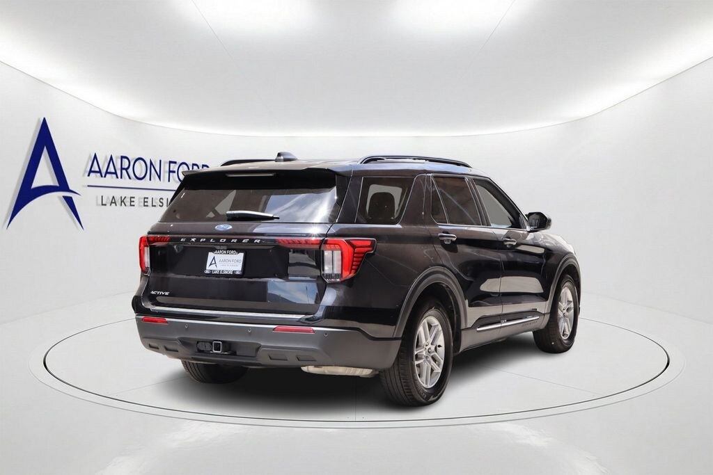 Used 2025 Ford Explorer Active SUV