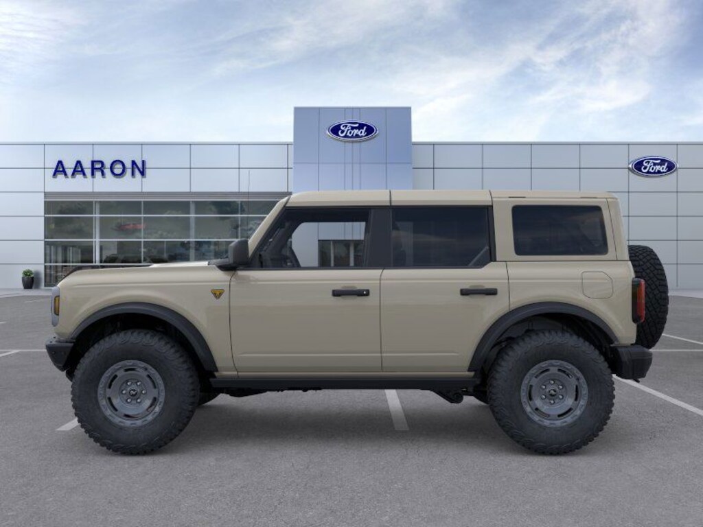 New 2025 Ford Bronco Badlands SUV