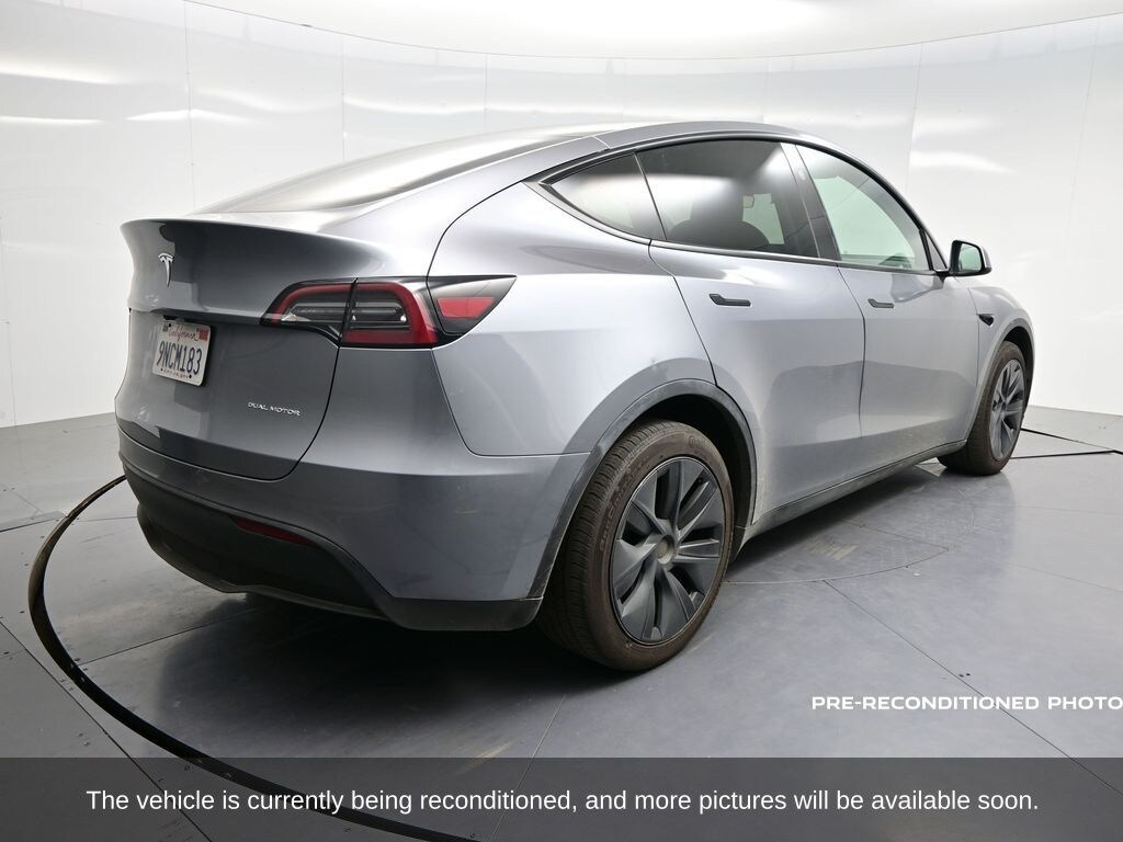 Used 2024 Tesla Model Y Long Range SUV