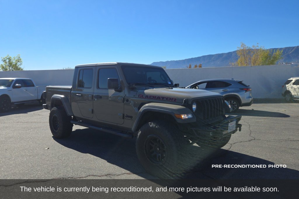 Used 2020 Jeep Gladiator Sport Truck
