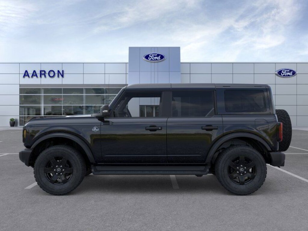 New 2025 Ford Bronco Outer Banks SUV