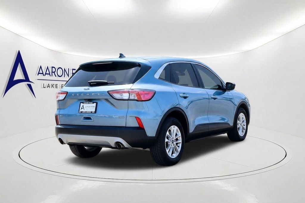 Used 2022 Ford Escape Hybrid SE SUV