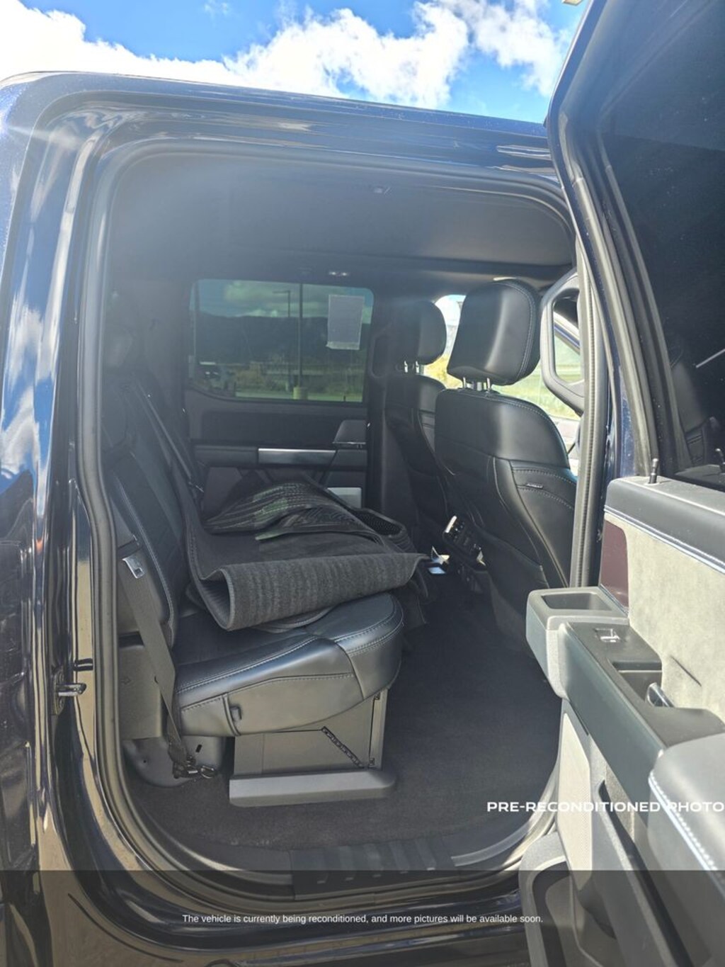 Used 2024 Ford F-150 Platinum Truck