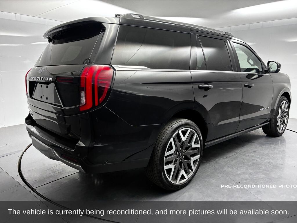 Used 2025 Ford Expedition Platinum SUV
