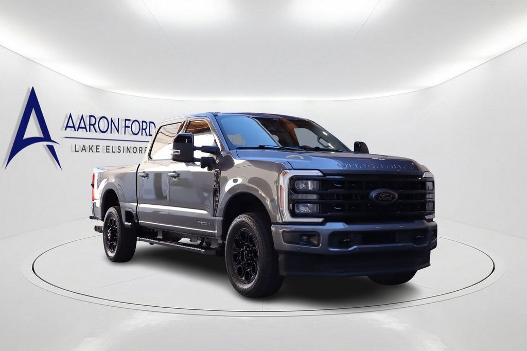 Used 2024 Ford F-250SD Lariat Truck