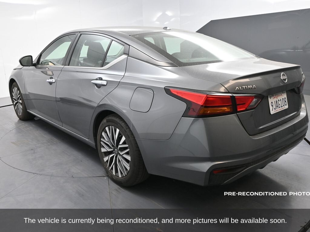 Used 2024 Nissan Altima 2.5 SV Sedan