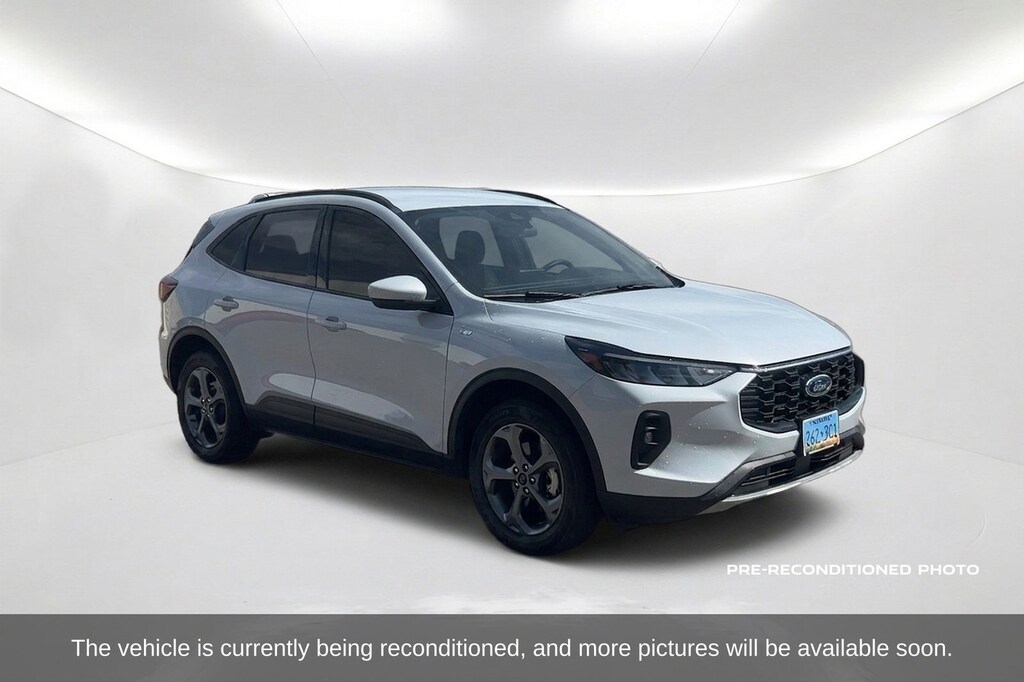 Used 2025 Ford Escape ST-Line Select SUV