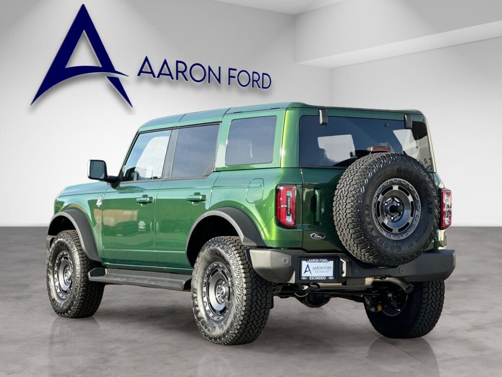 New 2025 Ford Bronco Outer Banks SUV