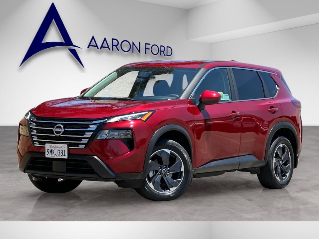 Used 2024 Nissan Rogue SV SUV