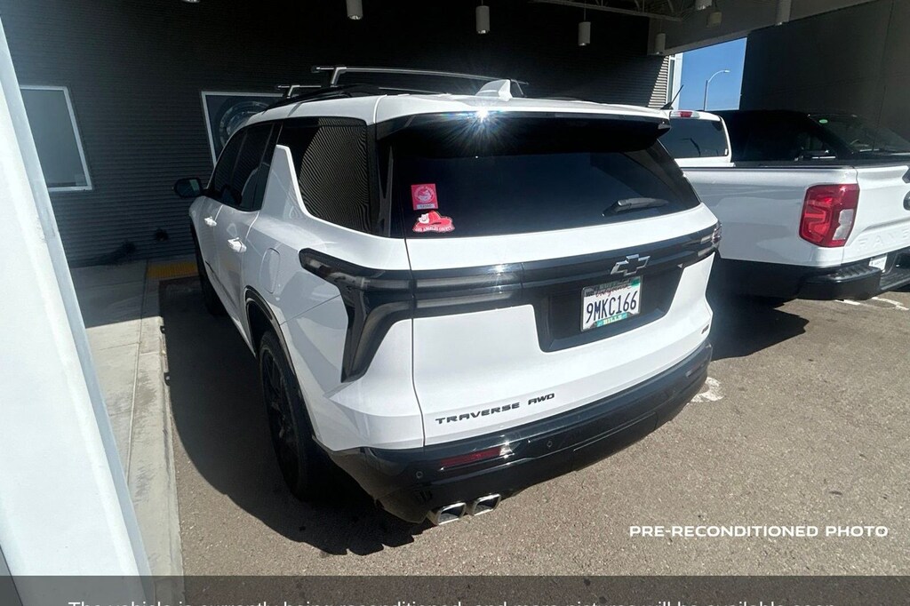 Used 2024 Chevrolet Traverse RS SUV