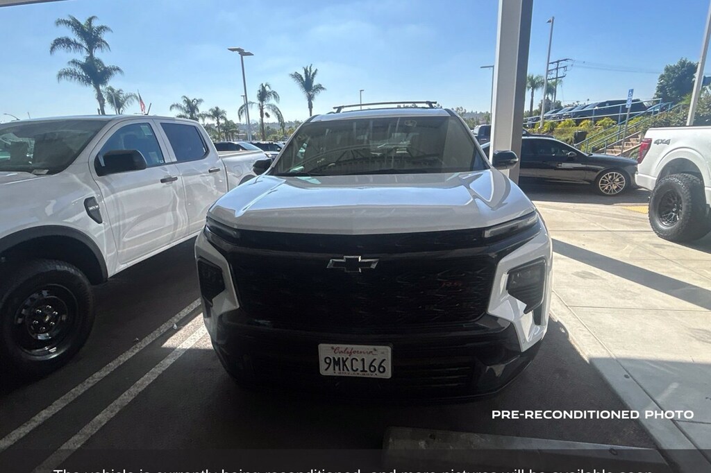 Used 2024 Chevrolet Traverse RS SUV