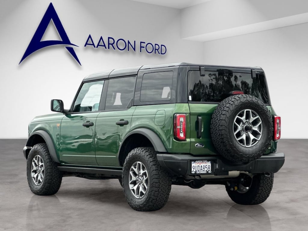 Used 2025 Ford Bronco Badlands SUV