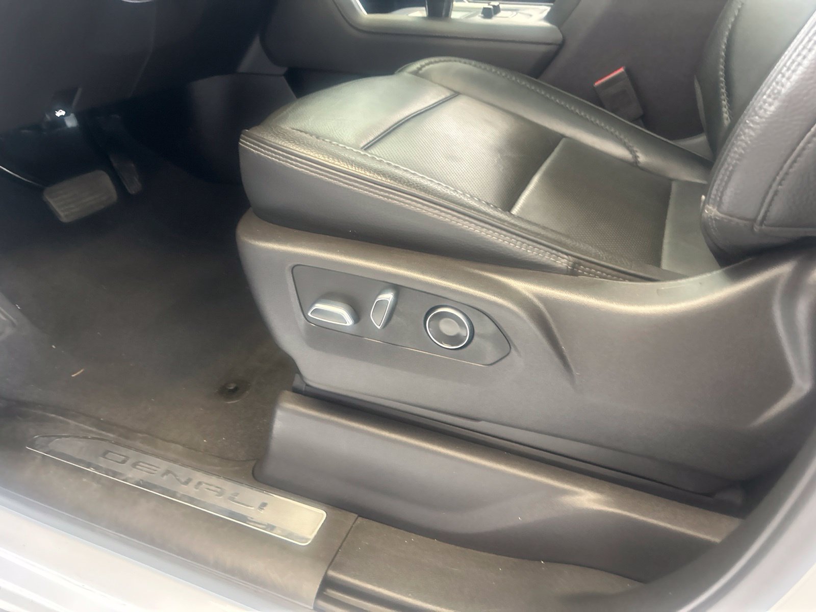 Used 2024 GMC Sierra 1500 Denali Truck