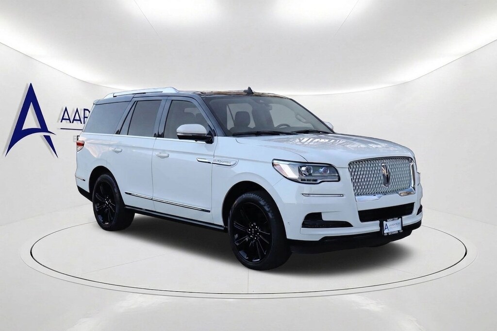 Used 2024 Lincoln Navigator Reserve SUV