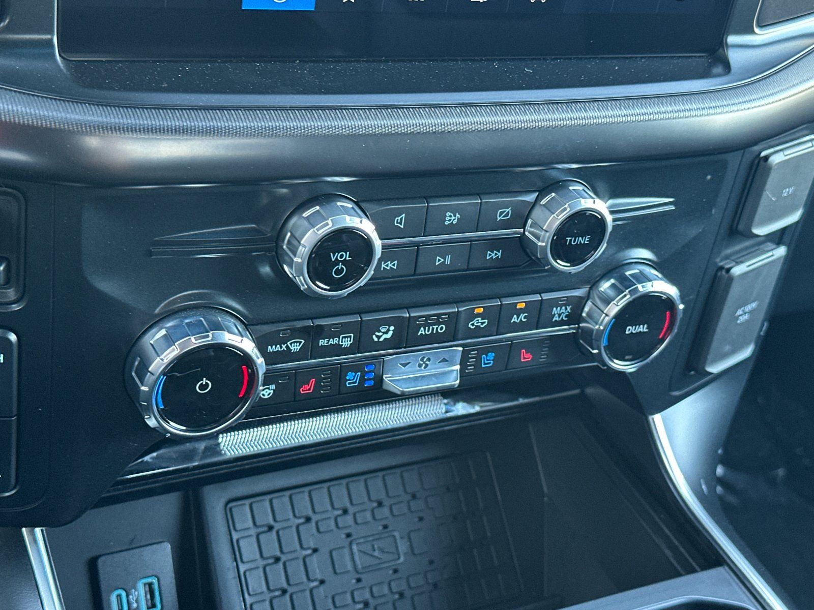 2024 Ford F-150 Raptor - Photo 28