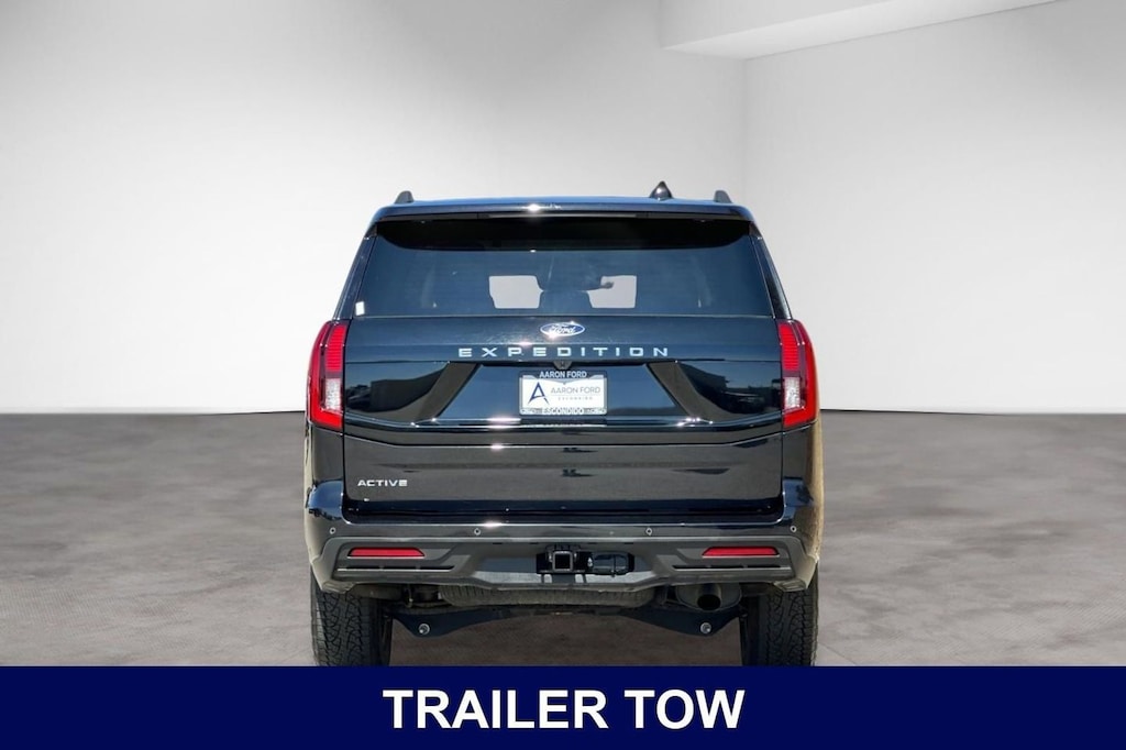 Used 2025 Ford Expedition Active SUV