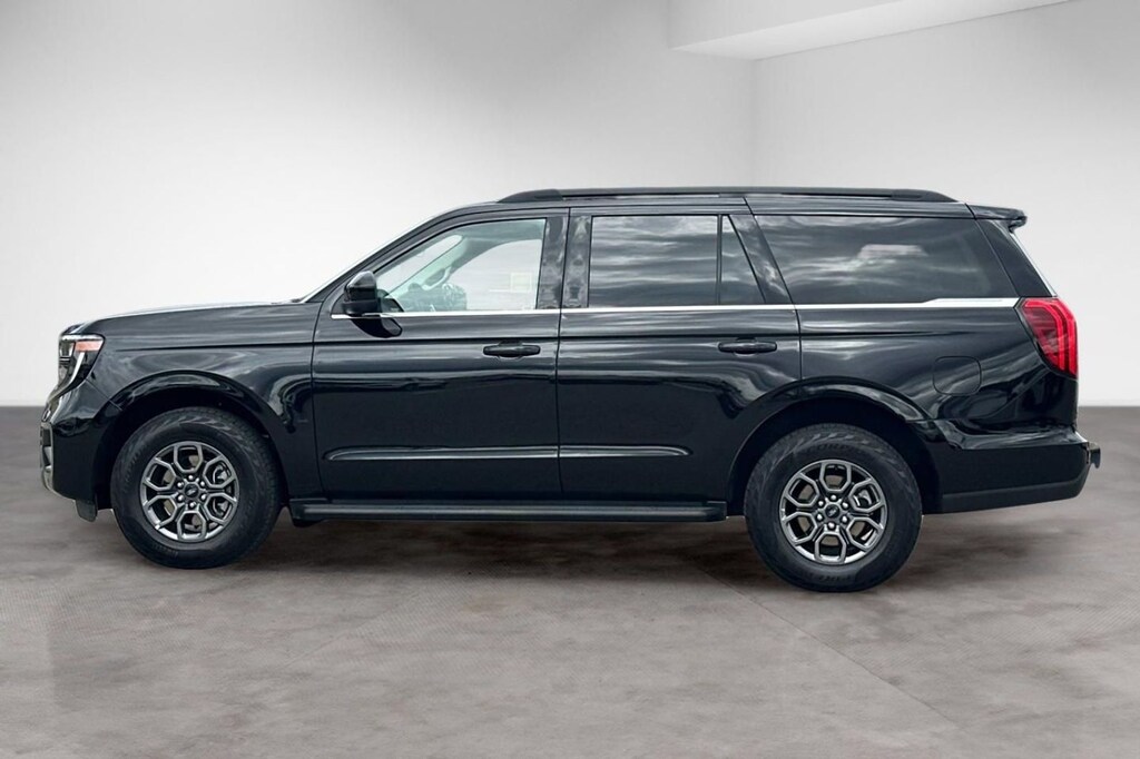 Used 2025 Ford Expedition Active SUV