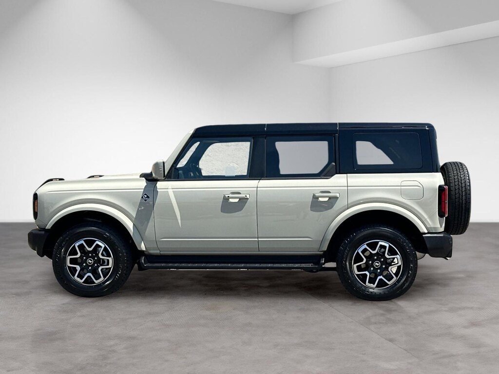 Used 2025 Ford Bronco Outer Banks SUV