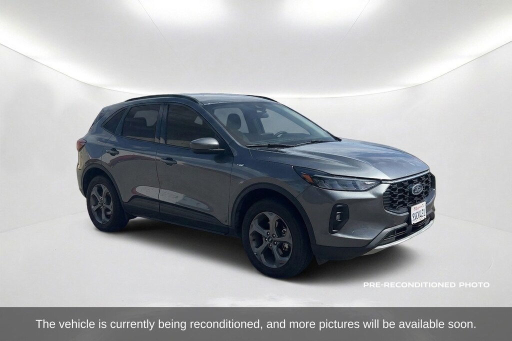 Used 2025 Ford Escape ST-Line Select SUV