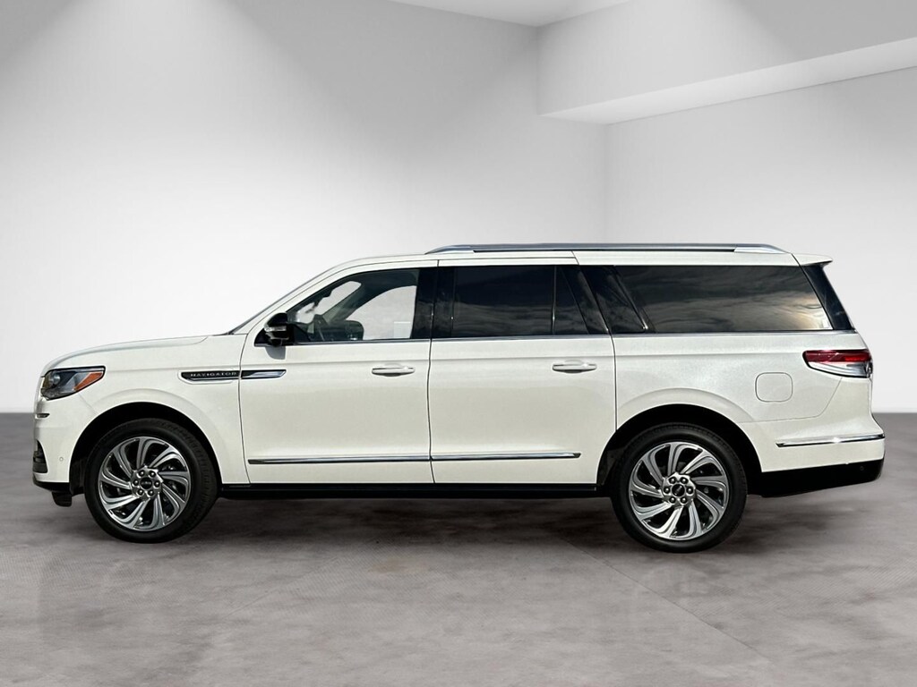 Used 2024 Lincoln Navigator L Reserve SUV
