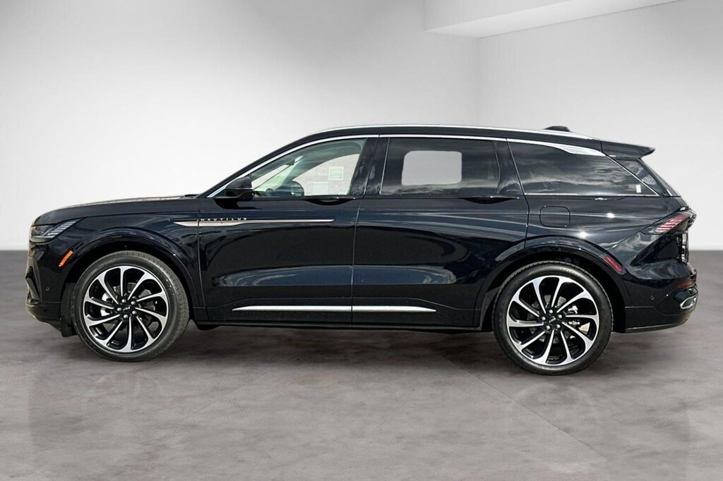 Used 2024 Lincoln Nautilus Black Label SUV
