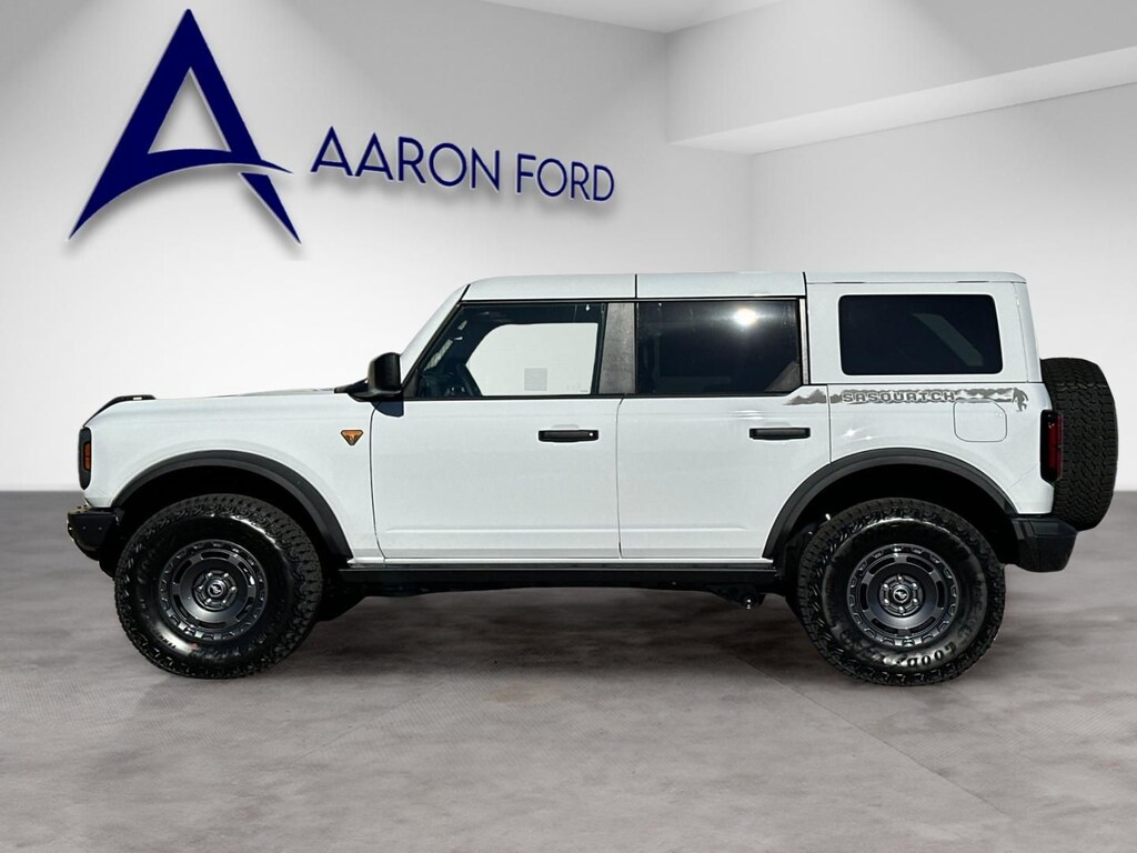 New 2025 Ford Bronco Badlands SUV