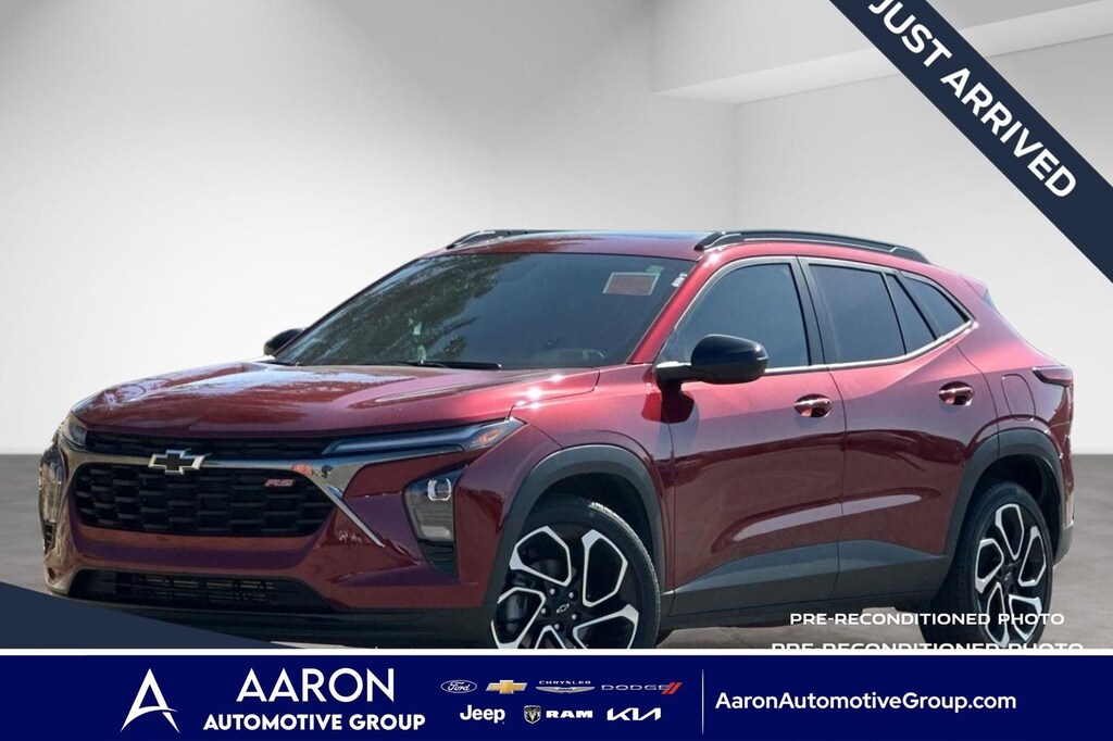 Used 2025 Chevrolet Trax 2RS SUV