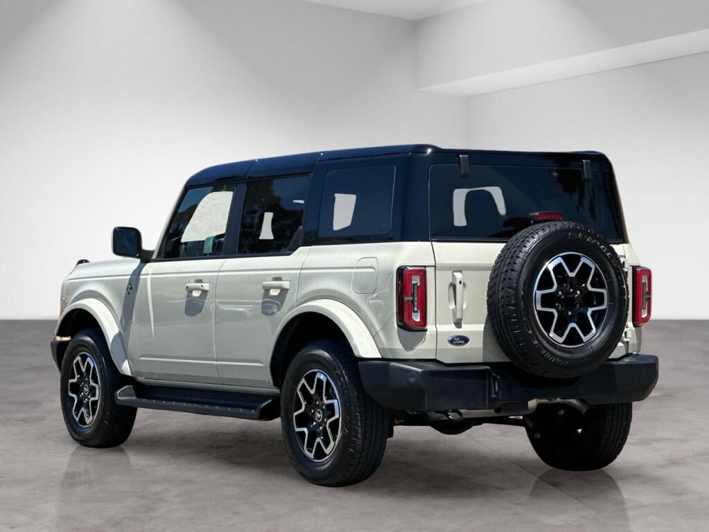 Used 2025 Ford Bronco Outer Banks SUV