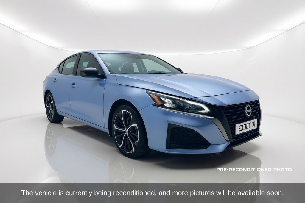 Used 2025 Nissan Altima 2.5 SR Sedan
