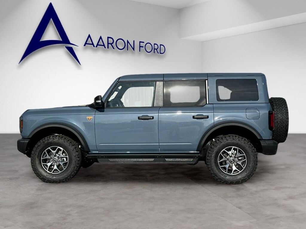 New 2025 Ford Bronco Badlands SUV