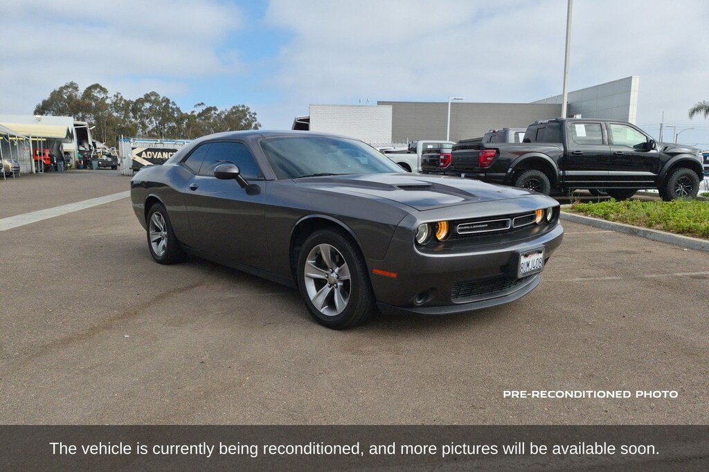 Used 2019 Dodge Challenger SXT Coupe
