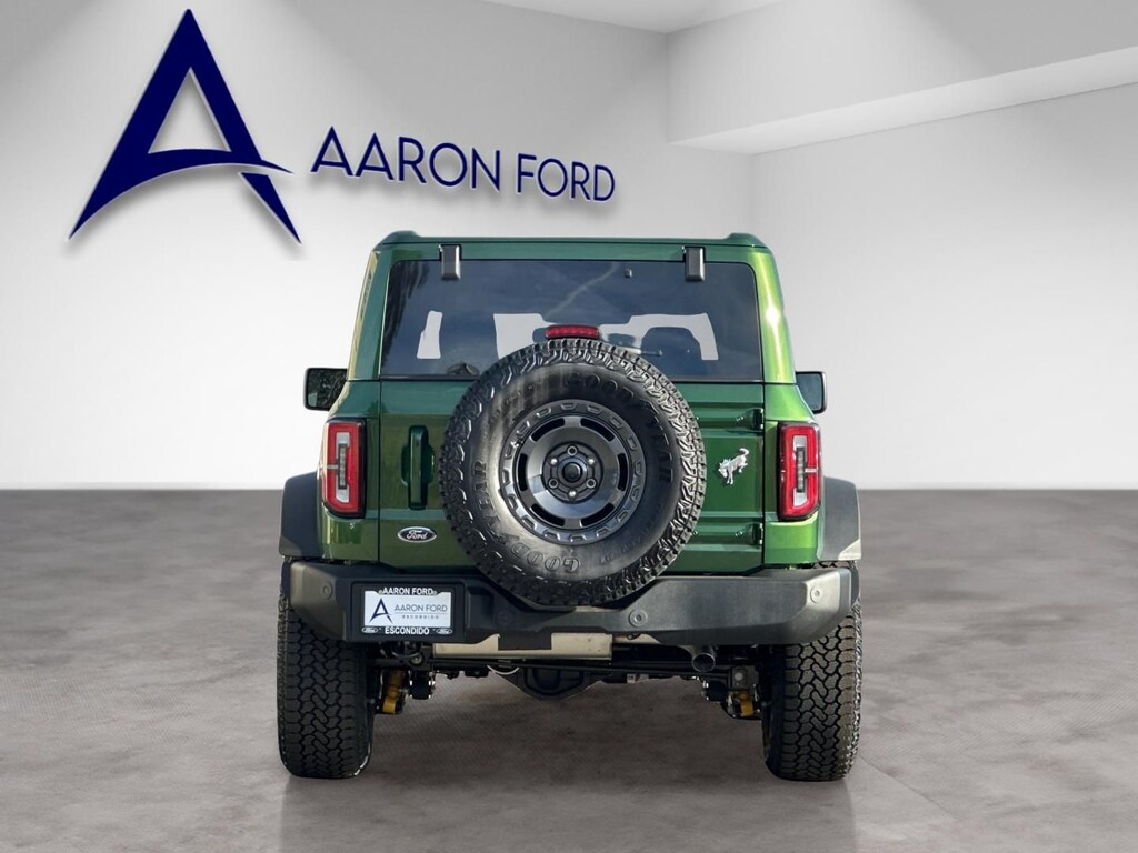 New 2025 Ford Bronco Outer Banks SUV