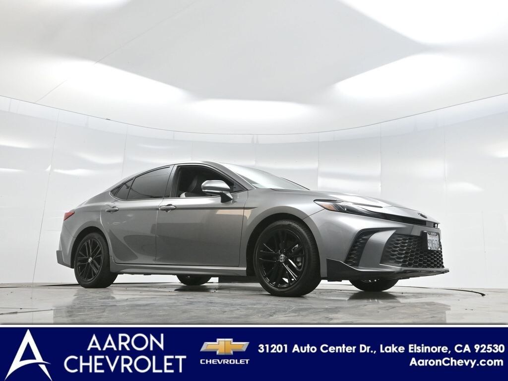 Used 2025 Toyota Camry SE Sedan