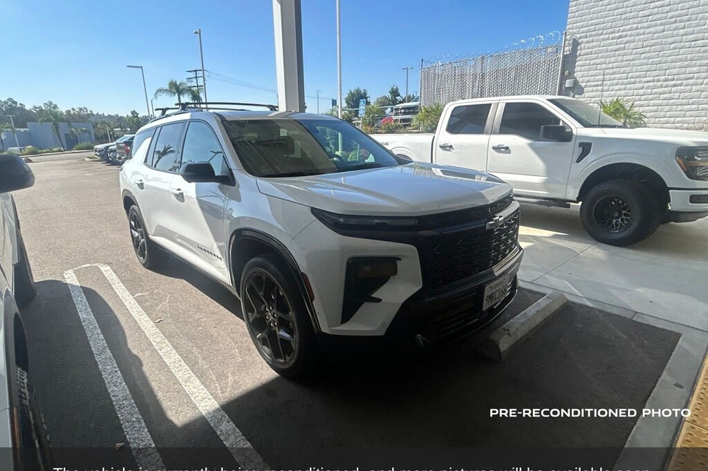 Used 2024 Chevrolet Traverse RS SUV