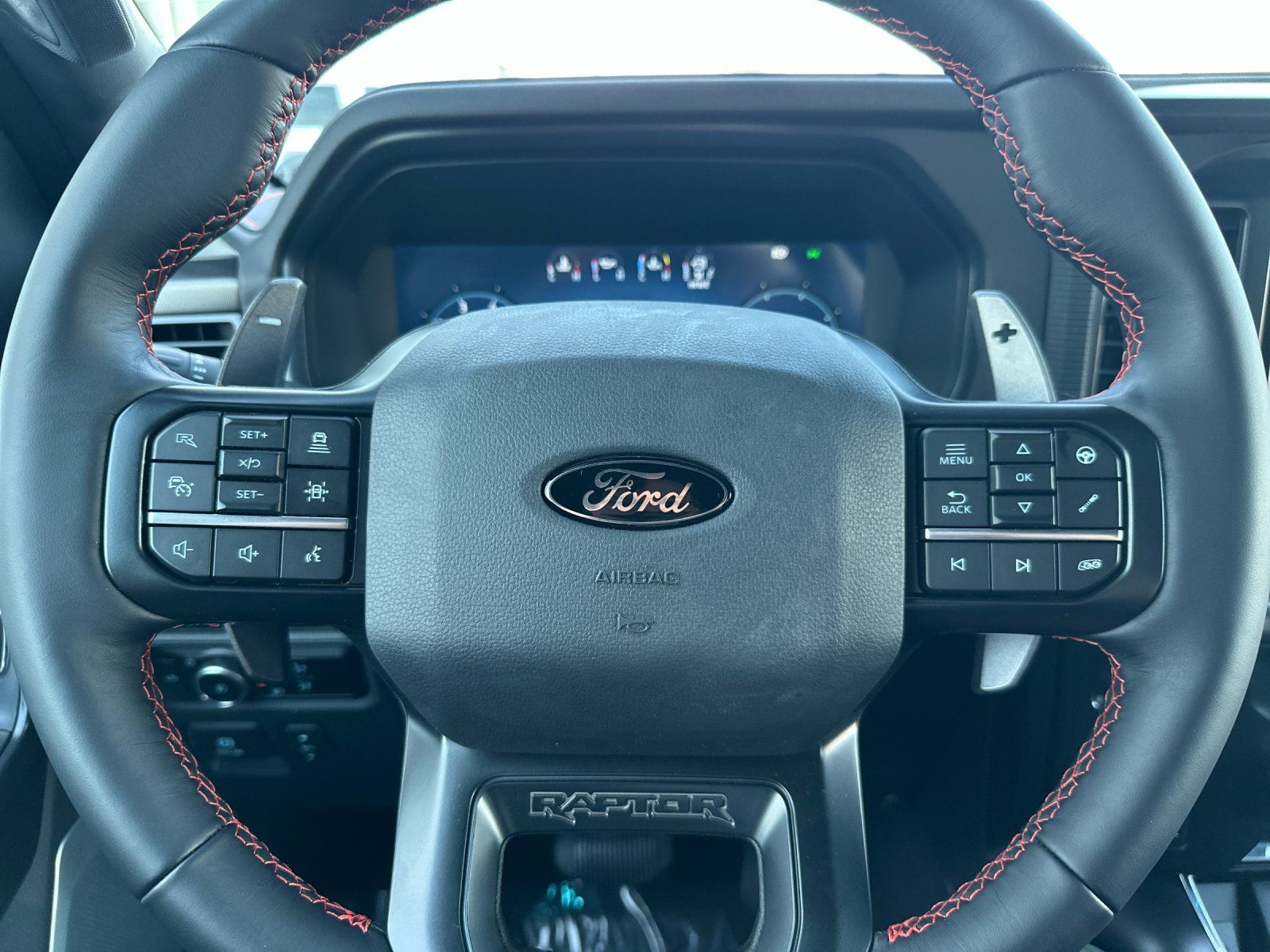 2024 Ford F-150 Raptor - Photo 32