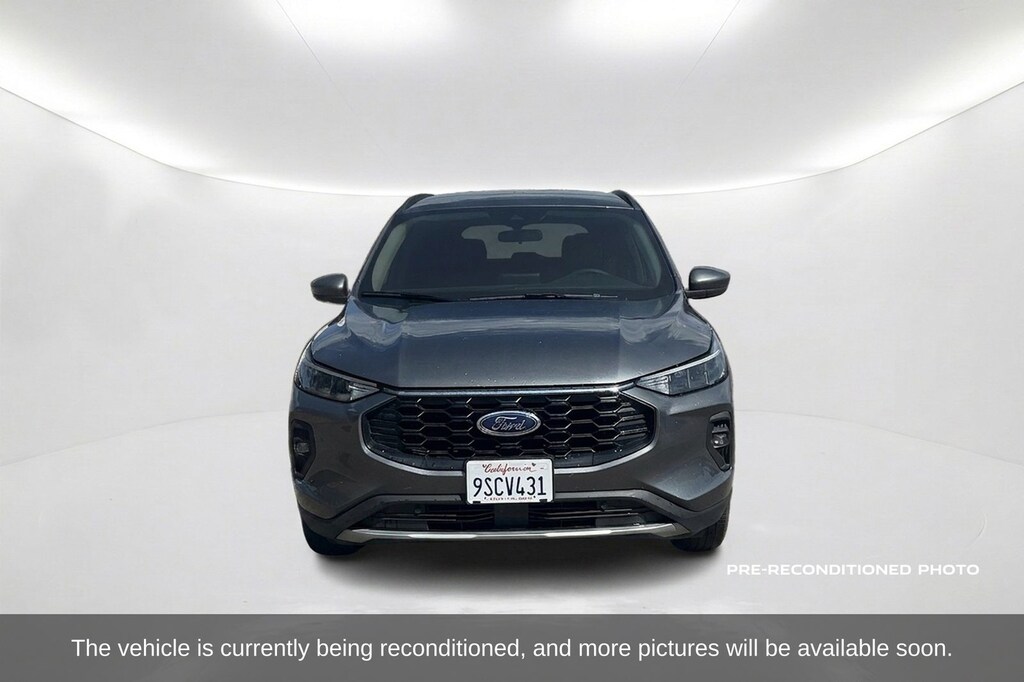 Used 2025 Ford Escape ST-Line Select SUV