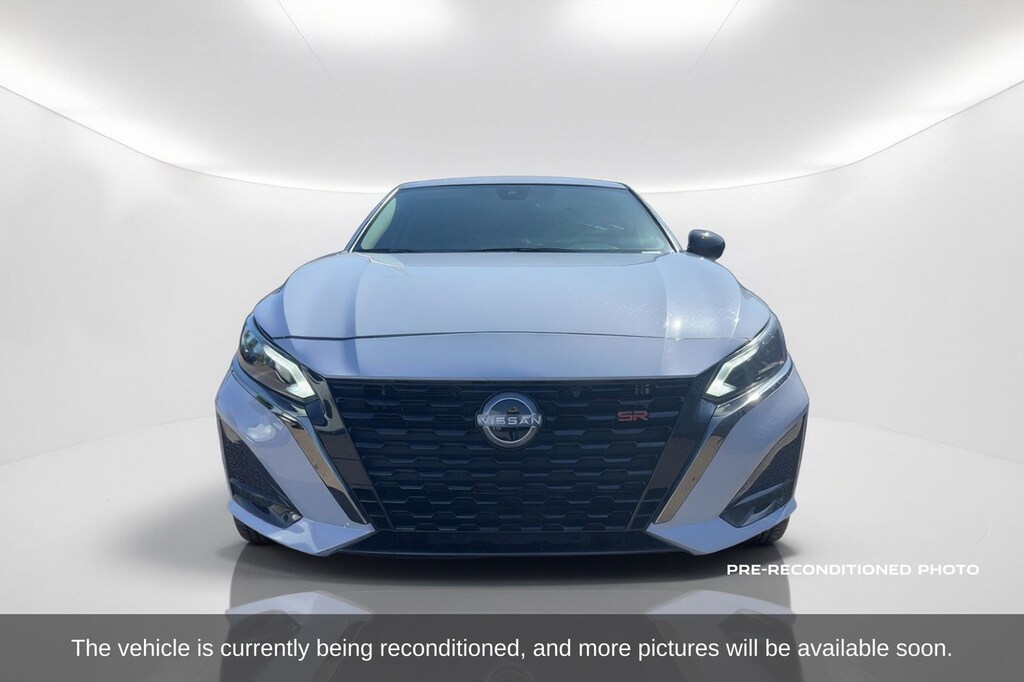 Used 2025 Nissan Altima 2.5 SR Sedan