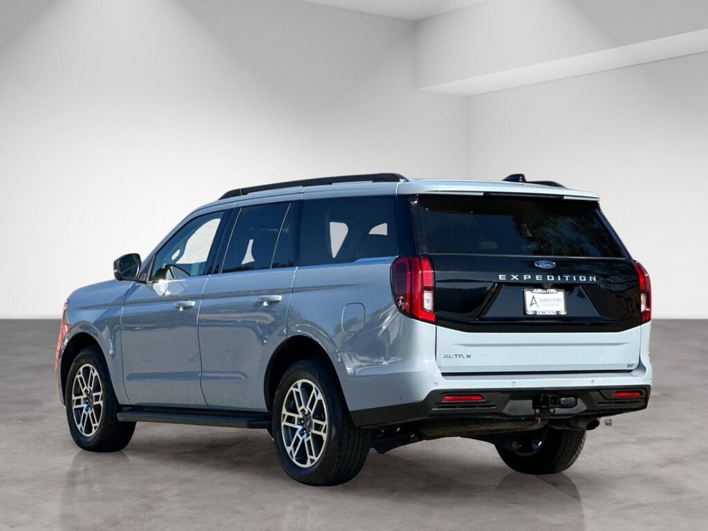 Used 2025 Ford Expedition Active SUV