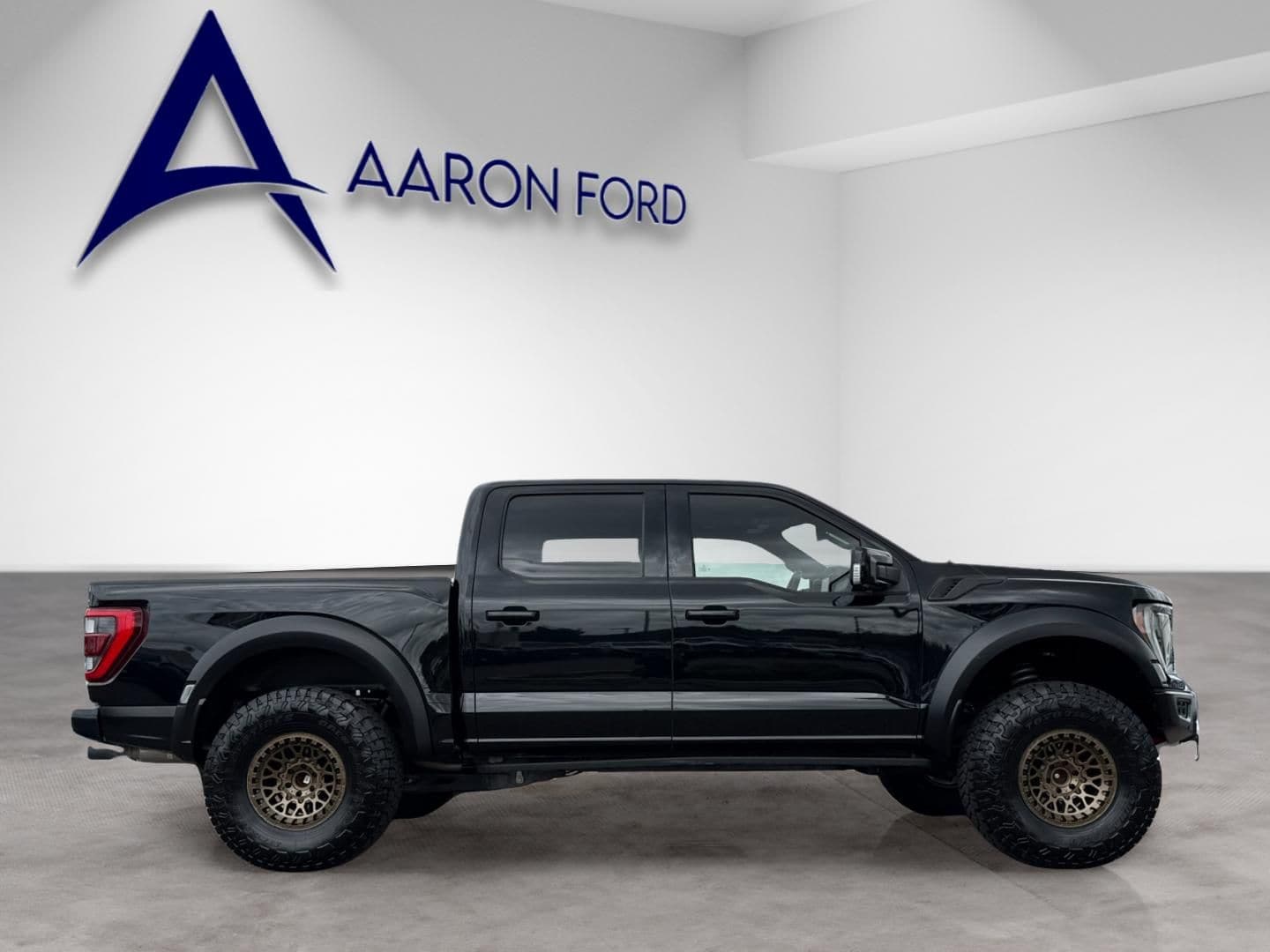 2023 Ford F-150 Raptor photo 6