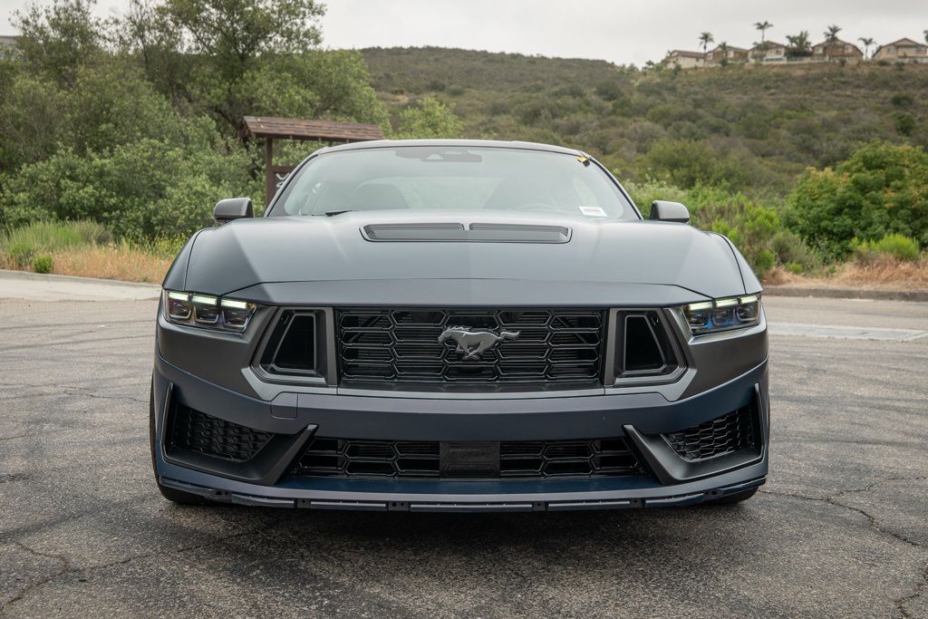 2024 Ford Mustang Dark Horse Deluxe photo 3