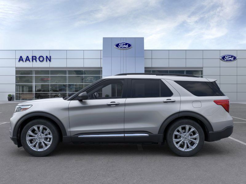2024 Ford Explorer XLT photo 4