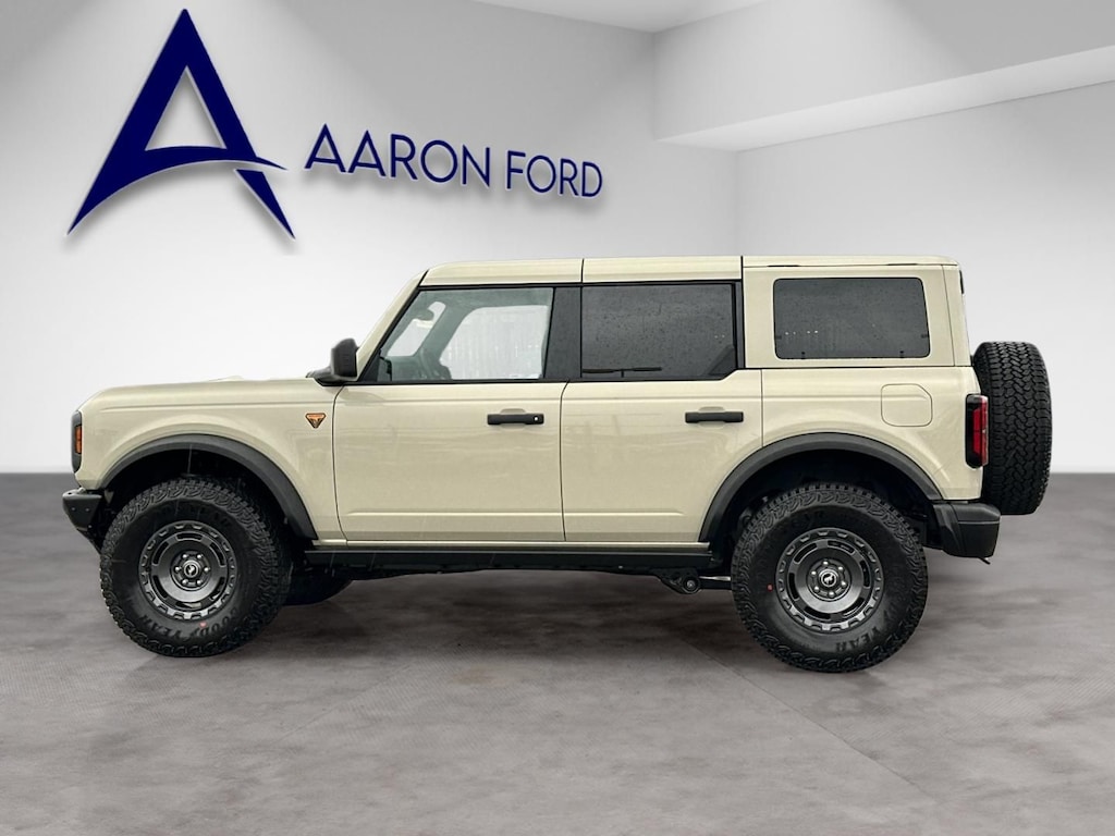 New 2025 Ford Bronco Badlands SUV