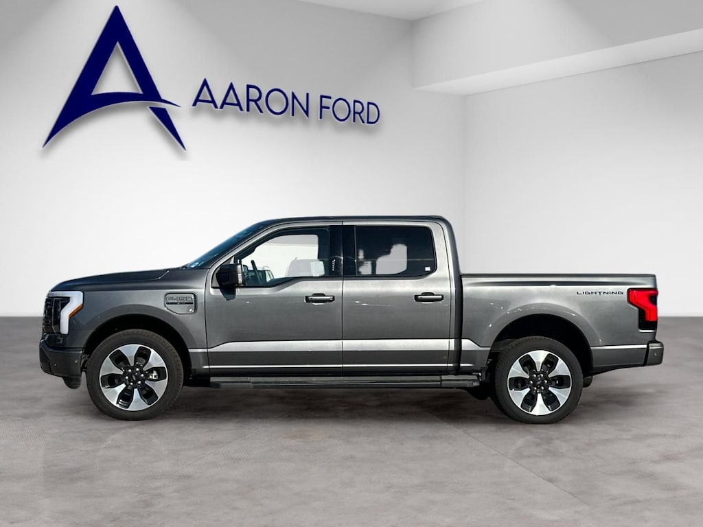 New 2023 Ford F-150 Lightning Platinum TRUCK