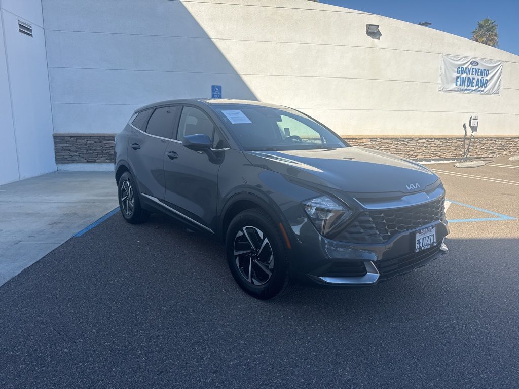 2023 Kia Sportage Hybrid LX photo 3