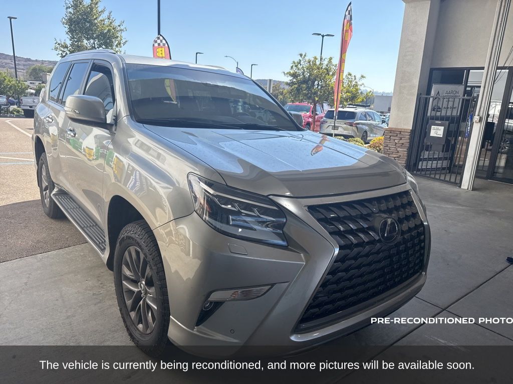 2022 Lexus GX 460 Premium photo 3