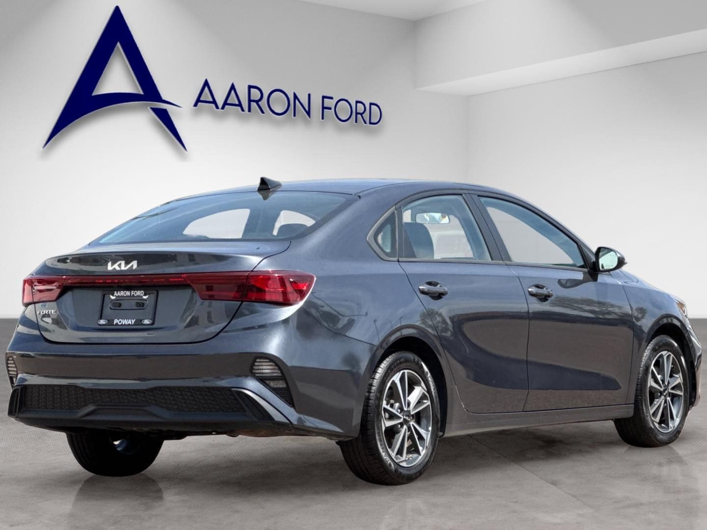 2023 Kia Forte LXS photo 5