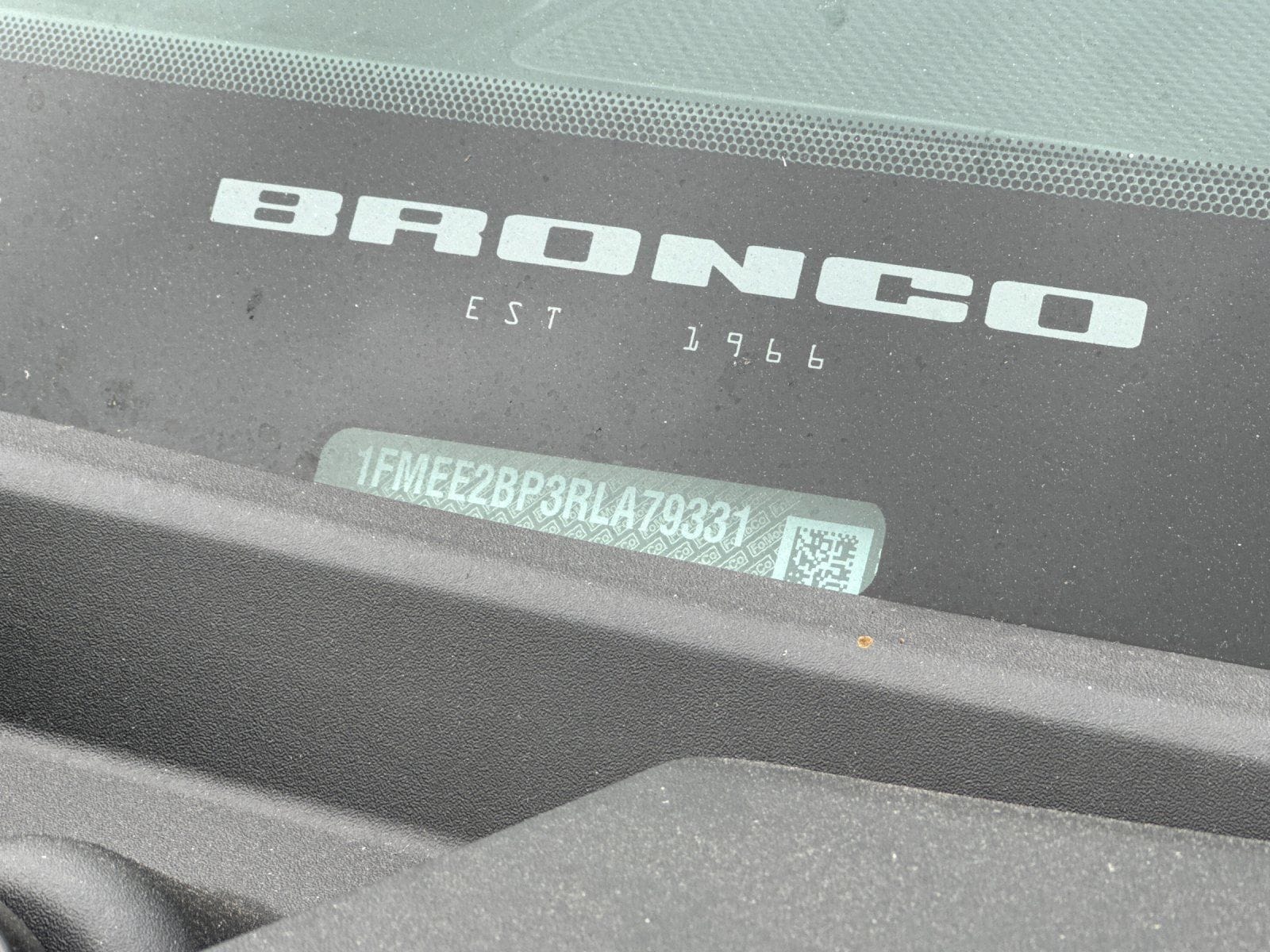 2024 Ford Bronco Wildtrak photo 2