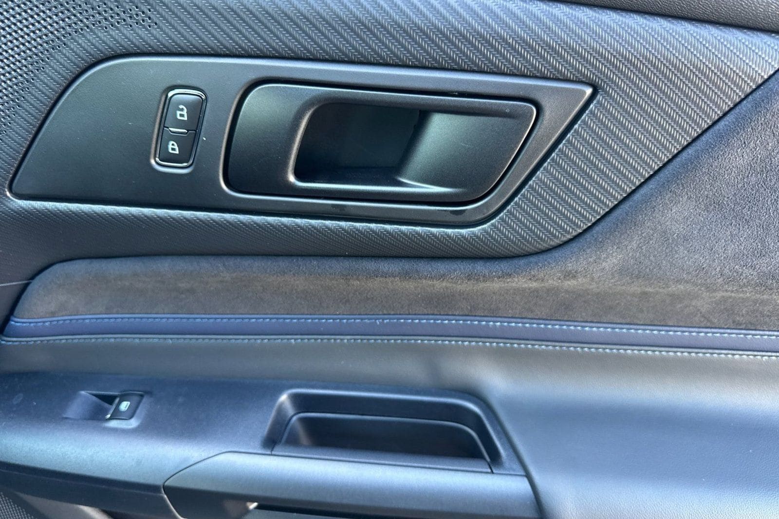 2025 Ford Mustang Dark Horse - Photo 19