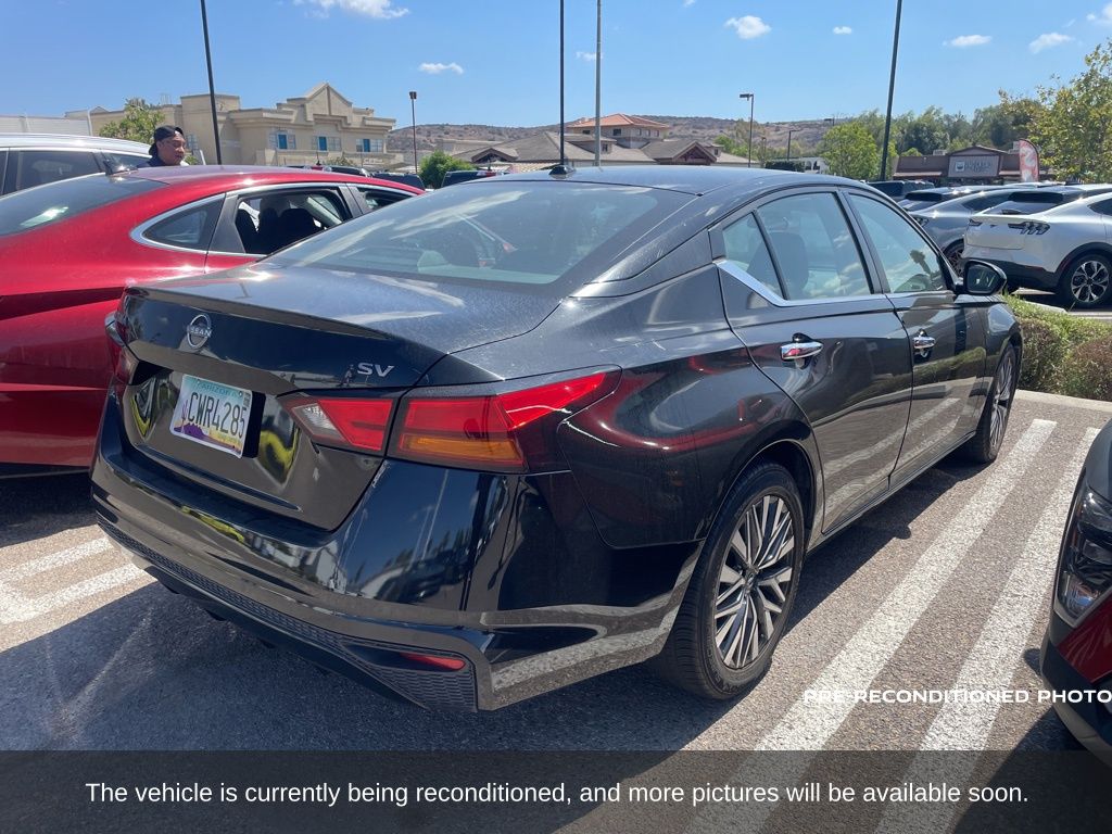2023 Nissan Altima 2.5 SV photo 4